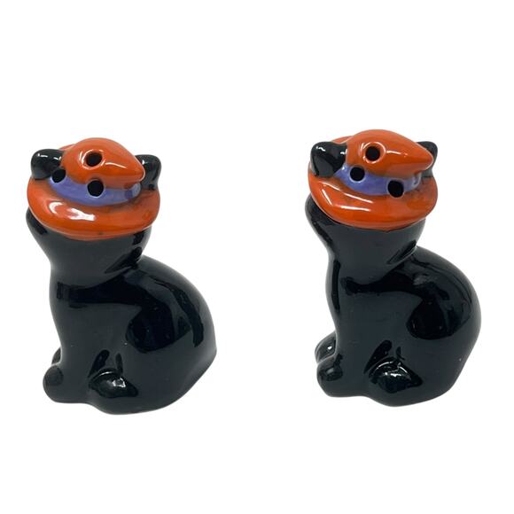 Halloween Black Cat with Orange Witch's Hat Salt and Pepper Set 2.5" x 1.75" NEW - Picture 4 of 8